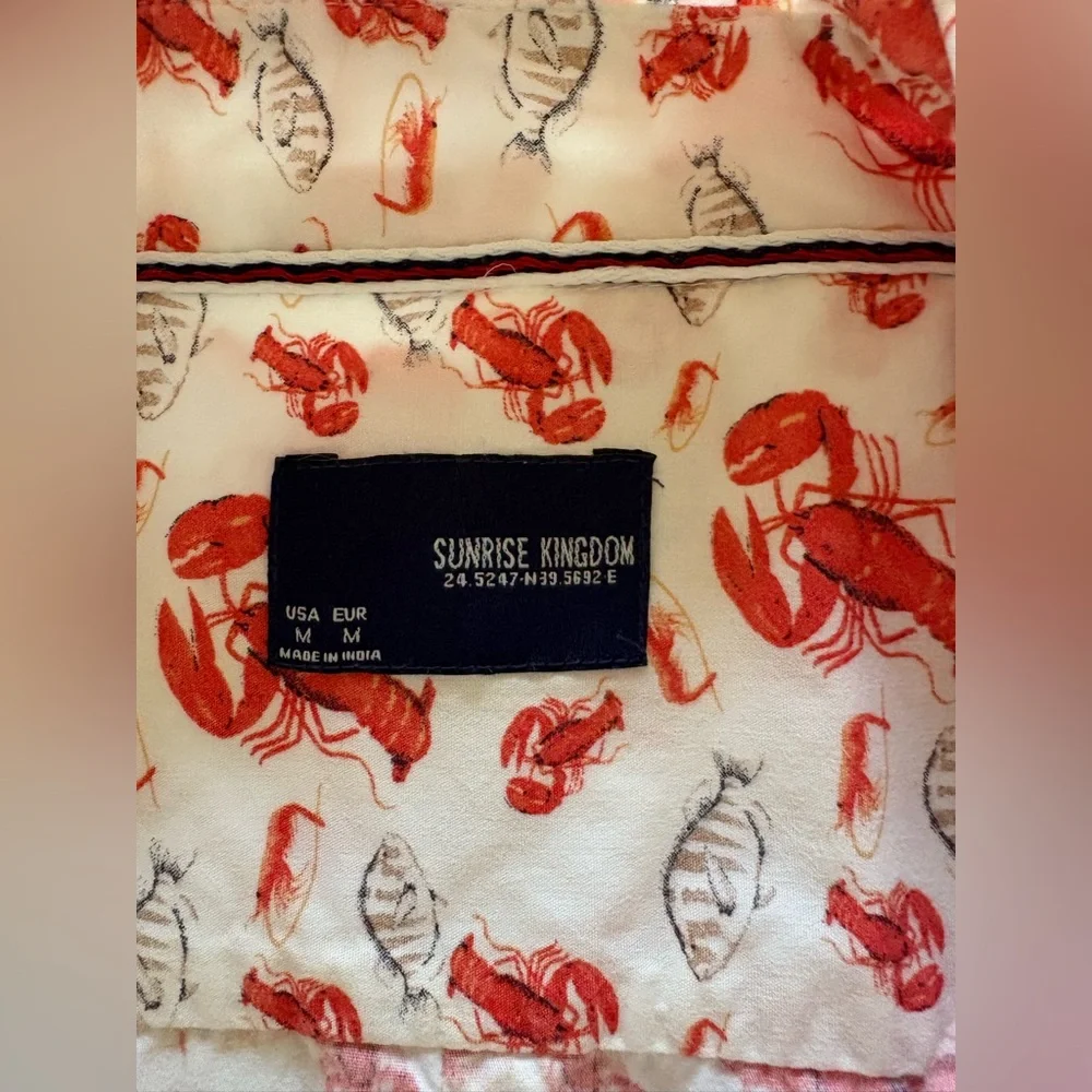Lobster Print Button-Up Shirt. SUNRISE KINGDOM. Size M/ Made in India - Picture 6 of 8